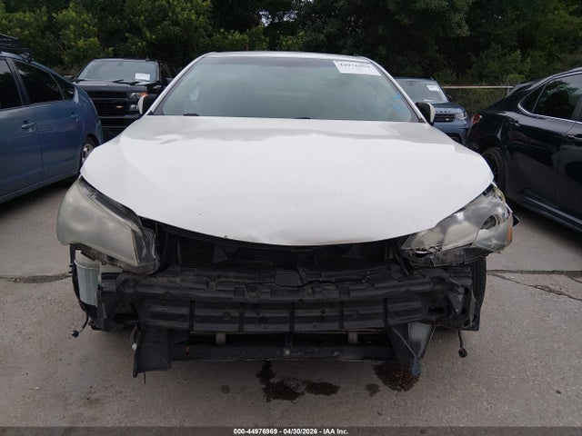 Toyota Camry Xse