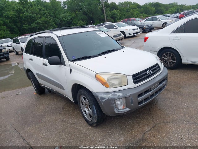 Salvage Toyota RAV4 Image