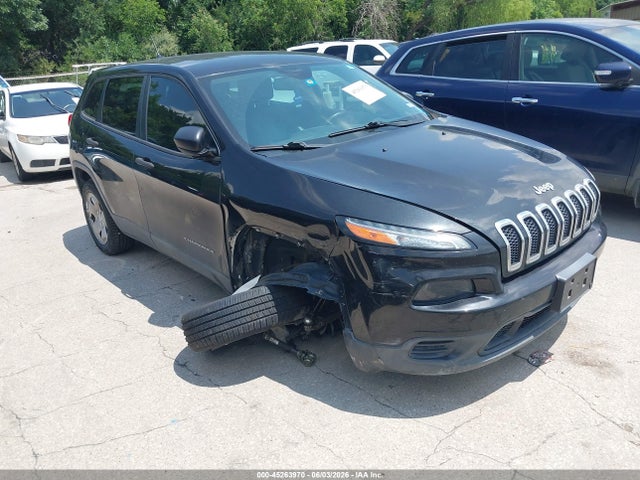 Salvage Jeep Cherokee Image