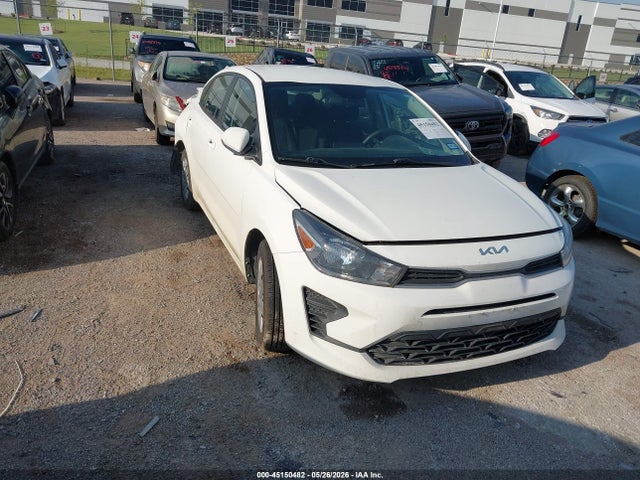 Salvage Kia Rio Image