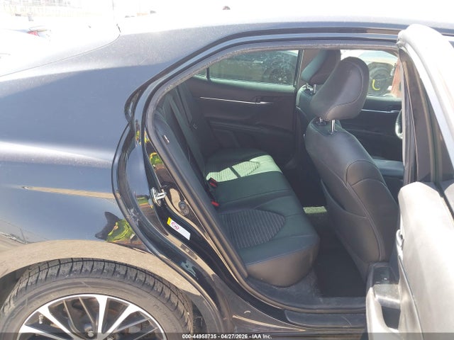 Toyota Camry Se