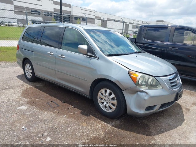 Salvage Honda Odyssey Image