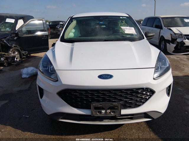 Ford Escape S