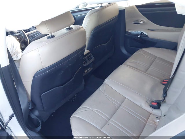 Lexus Es Luxury