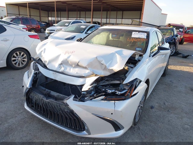 Lexus Es Luxury