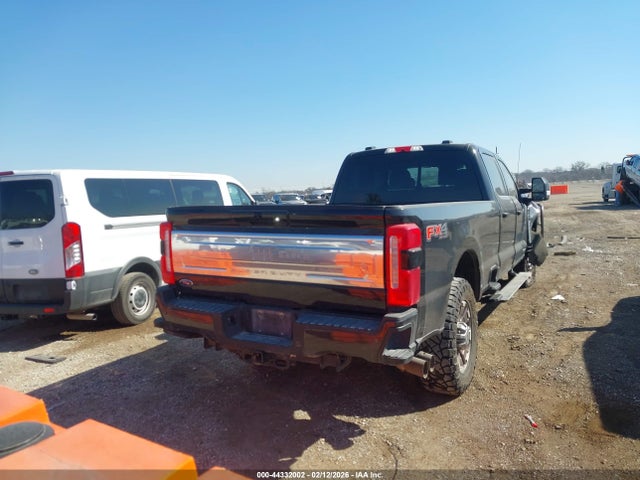 Ford F-350 King Ranch