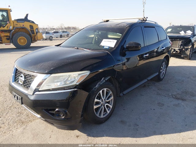 Nissan Pathfinder Sv