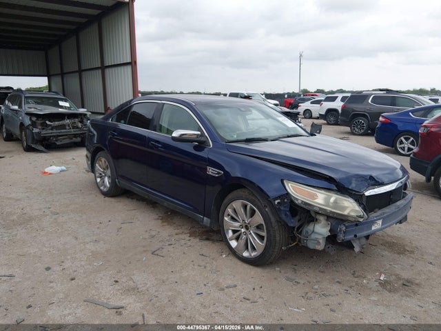 Salvage Ford Taurus Image