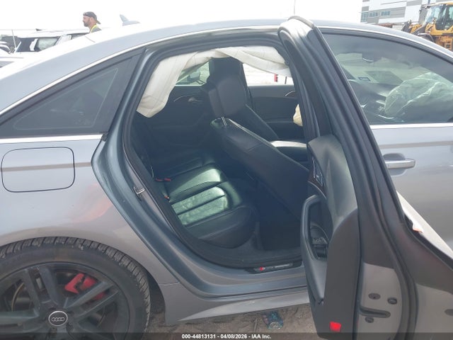 Audi A6 2.0t Premium Plus