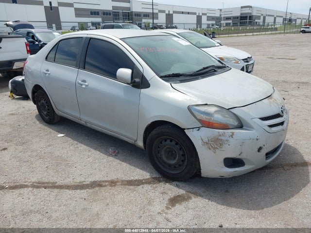 Salvage Toyota Yaris Image