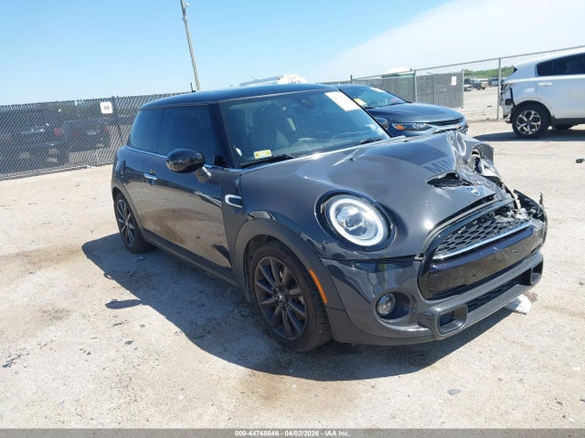 Salvage MINI Hardtop Image