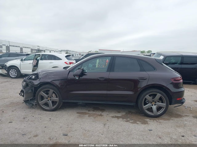 Porsche Macan S