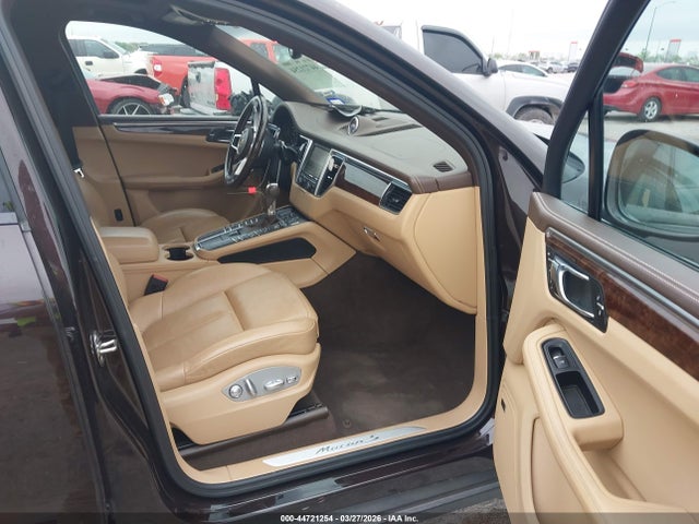 Porsche Macan S