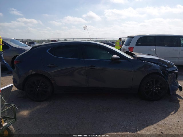Mazda Mazda3 2.5 S Carbon Edition