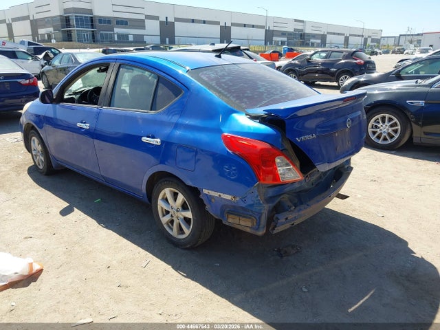 Nissan Versa 1.6 Sv