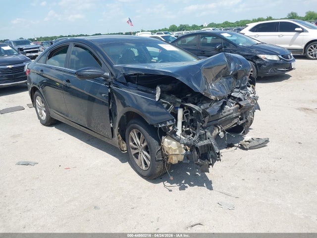 Salvage Hyundai SONATA Image