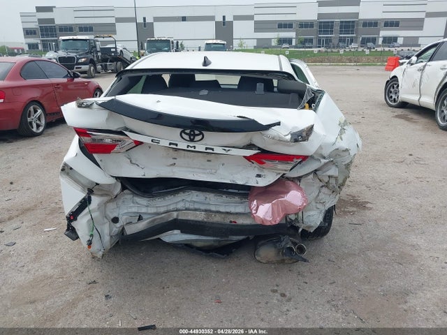 Toyota Camry Se