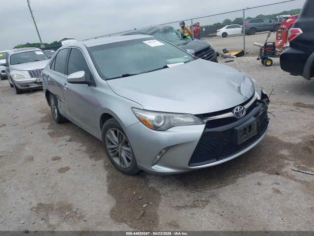 Salvage Toyota Camry Image