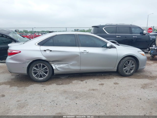 Toyota Camry Se