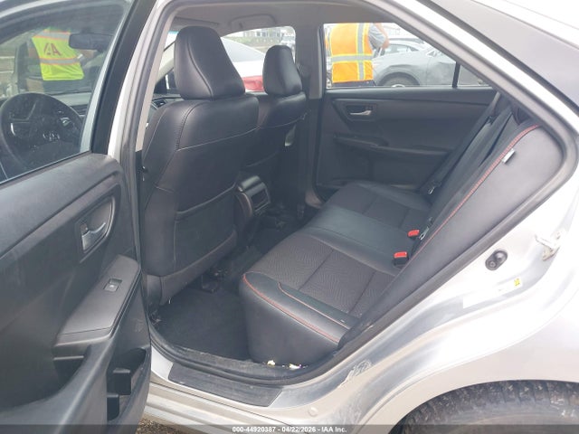Toyota Camry Se