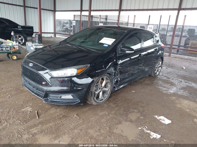 Salvage Ford Focus St Image