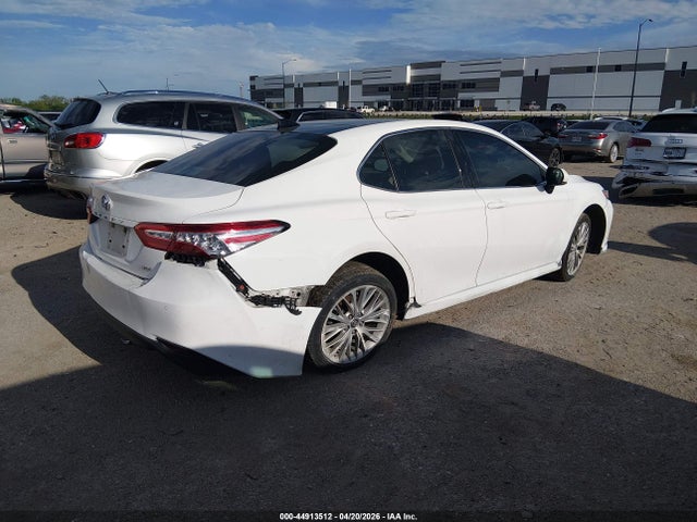 Toyota Camry Xle V6