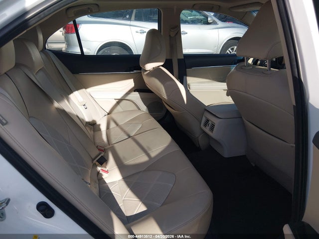 Toyota Camry Xle V6