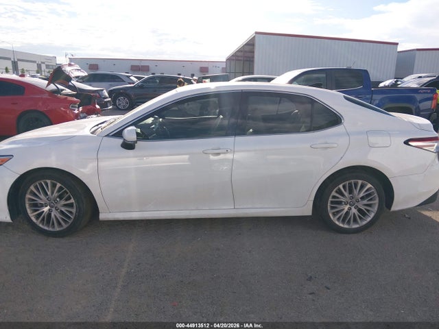 Toyota Camry Xle V6
