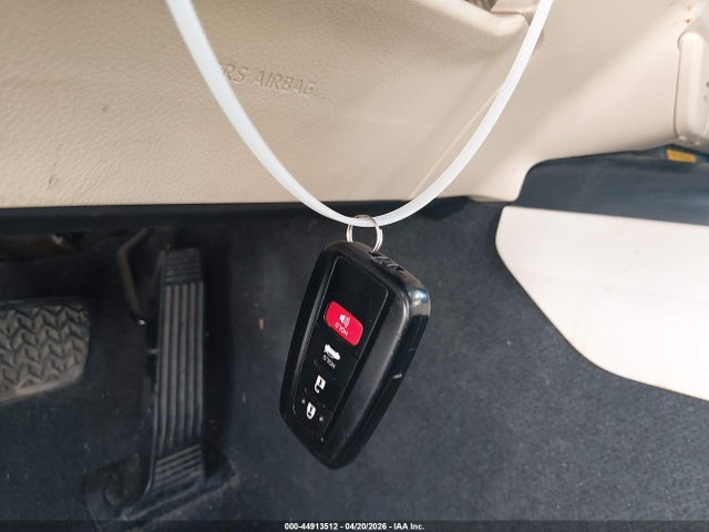 Toyota Camry Xle V6