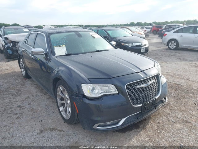 Salvage Chrysler 300c Image