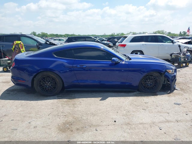 Ford Mustang V6