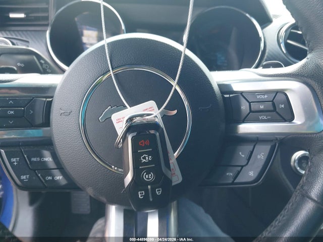 Ford Mustang V6