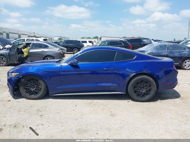 Ford Mustang V6