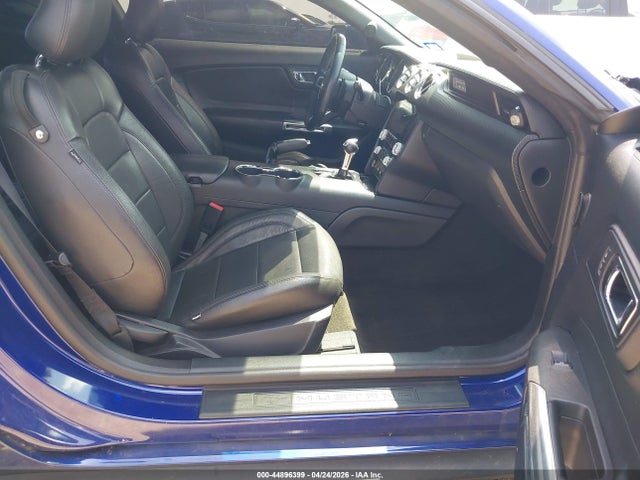 Ford Mustang V6