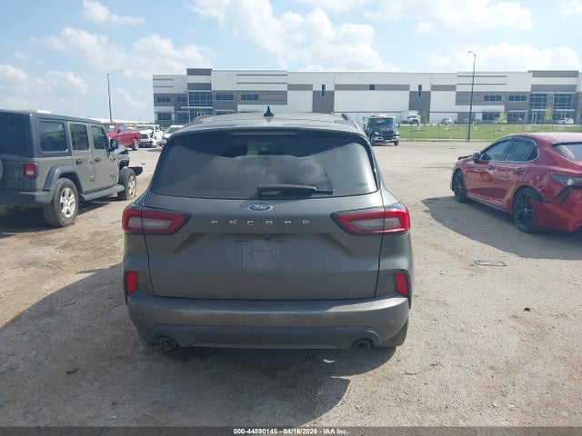 Ford Escape St-line