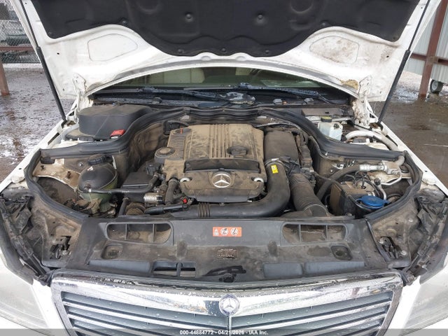 Mercedes-Benz C-Class Luxury