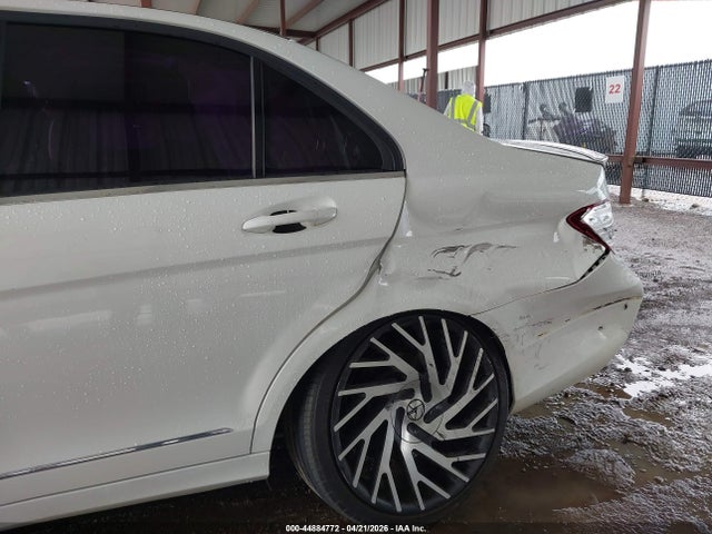 Mercedes-Benz C-Class Luxury