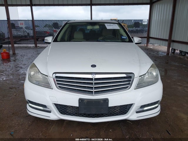 Mercedes-Benz C-Class Luxury