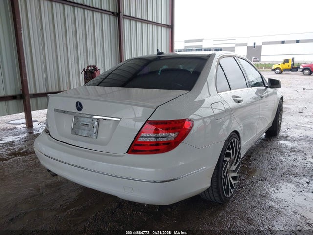 Mercedes-Benz C-Class Luxury