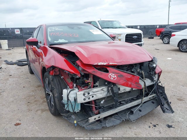 Salvage Toyota Crown Image