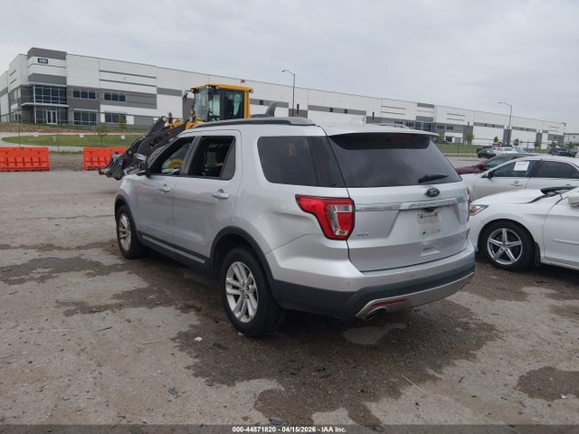 Ford Explorer Xlt