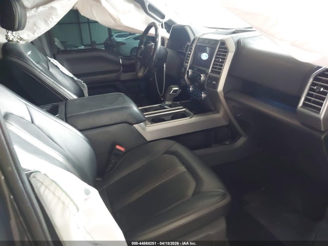 Ford F-150 Platinum