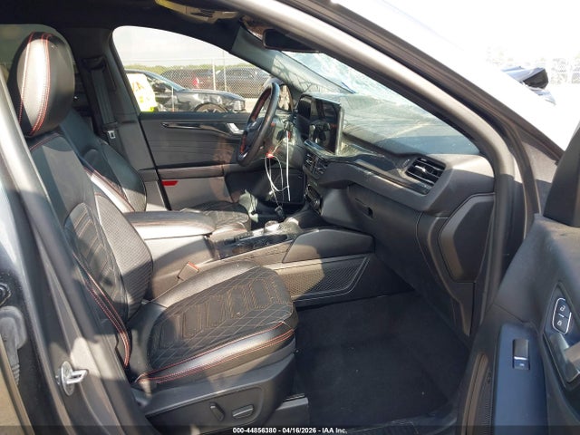 Ford Escape St-line Elite
