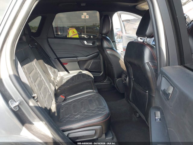 Ford Escape St-line Elite