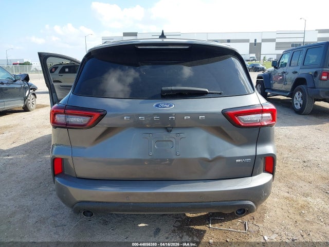 Ford Escape St-line Elite
