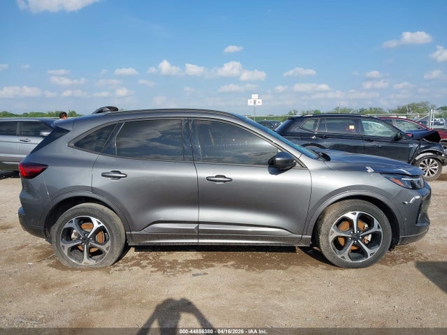 Ford Escape St-line Elite