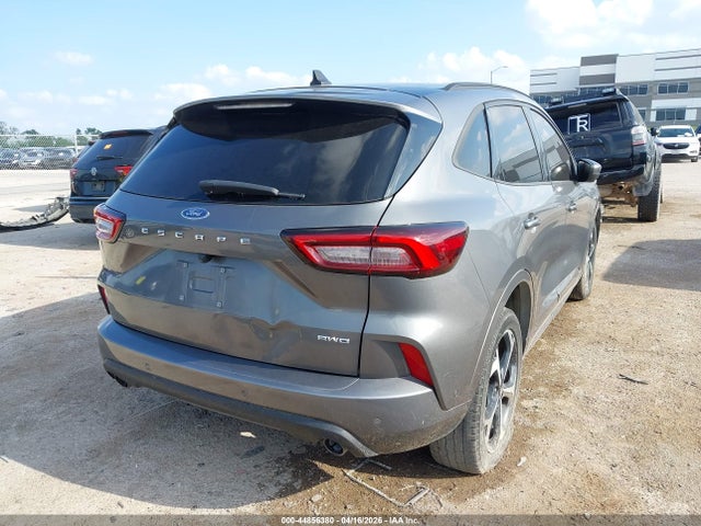 Ford Escape St-line Elite