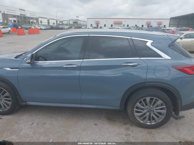 INFINITI Qx Luxe
