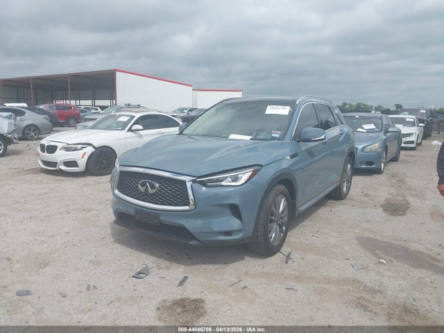 INFINITI Qx Luxe