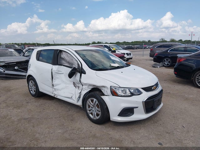 Salvage Chevrolet Sonic Image
